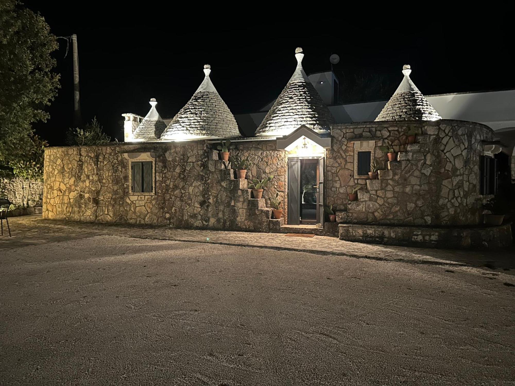 Trulli Santa Maria Odegitria Relais Konuk evi Ostuni Dış mekan fotoğraf